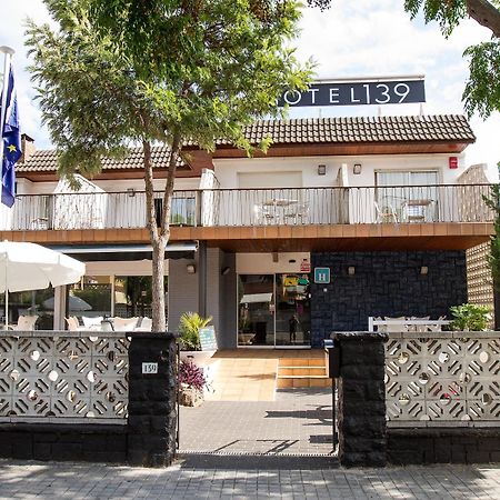 Hotel 139 Castelldefels Eksteriør bilde