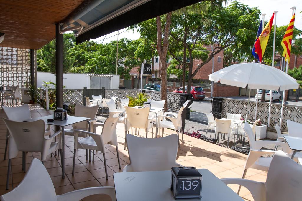 Hotel 139 Castelldefels Eksteriør bilde