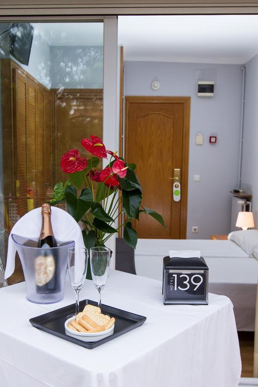 Hotel 139 Castelldefels Rom bilde